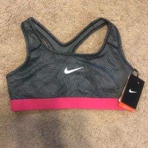 Sports bra
